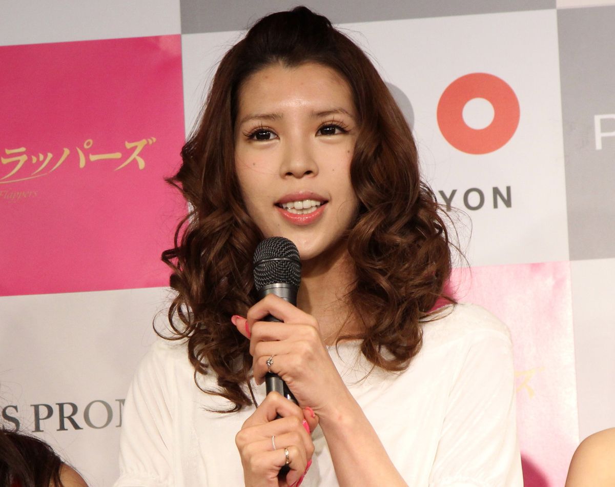 坂口杏里、小峠に主演映画のDVD「買って」アピール シネマトゥデイ