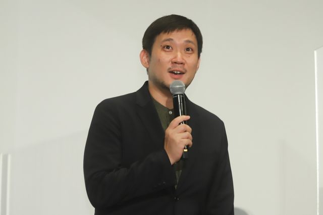 岡田将生、バースデーサプライズに笑顔！『ドライブ・マイ・カー』プレミアイベント（5枚目）