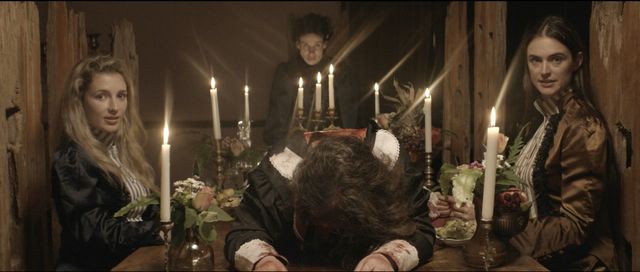 ガラスの靴で血祭りに…R指定版『シン・デレラ』【場面写真16点】：フォトギャラリー