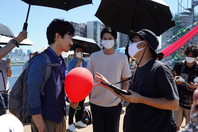 『シン・ゴジラ』庵野秀明が友情出演！『映画　イチケイのカラス』メイキング写真（全10枚）（6枚目）