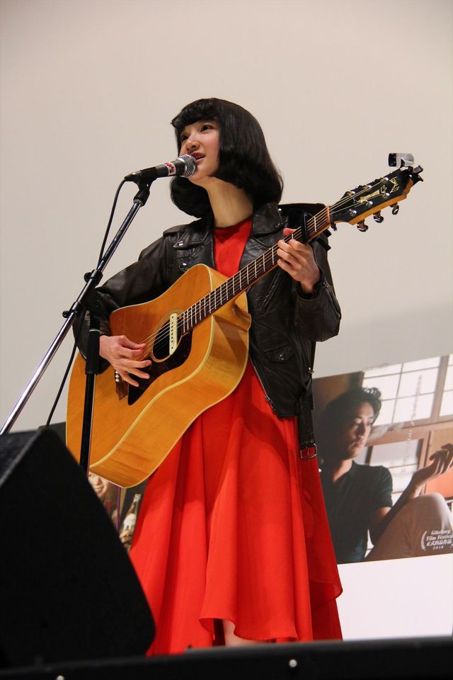 池松壮亮と斎藤工の禁断のラブシーンでも話題に！映画『無伴奏』初日舞台あいさつ【フォトギャラリー】（6枚目）