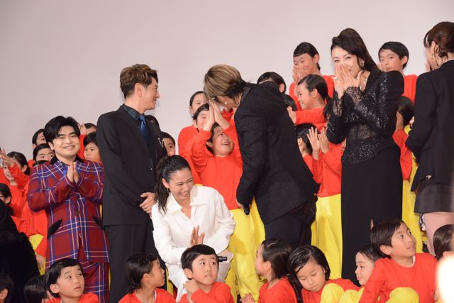 GACKT＆二階堂ふみらが華やかに登場！『翔んで埼玉　～琵琶湖より愛をこめて～』初日舞台あいさつ（3枚目）