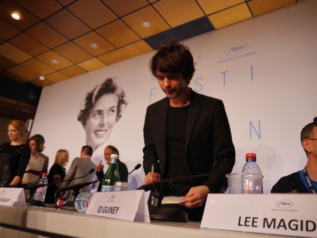 ベン・ウィショーがファンサービス！映画『ザ・ロブスター（原題） / The Lobster 』カンヌ公式会見フォトギャラリー（19枚目）