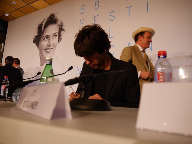 ベン・ウィショーがファンサービス！映画『ザ・ロブスター（原題） / The Lobster 』カンヌ公式会見フォトギャラリー（20枚目）