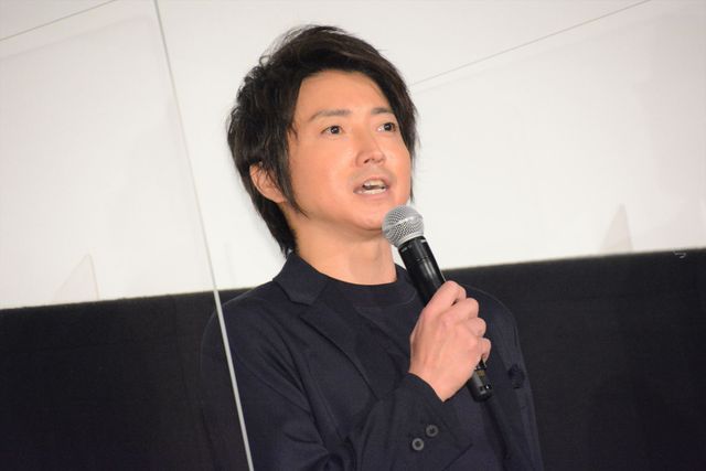 藤原竜也、土屋太鳳、風間俊介ら“鳩だるま落とし”に挑戦！『鳩の撃退法』公開初日舞台あいさつ（11枚目）