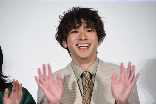 小松菜奈が涙…！映画『余命10年』公開記念舞台あいさつ（23枚目）