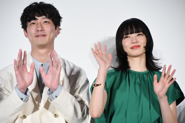 小松菜奈が涙…！映画『余命10年』公開記念舞台あいさつ（25枚目）