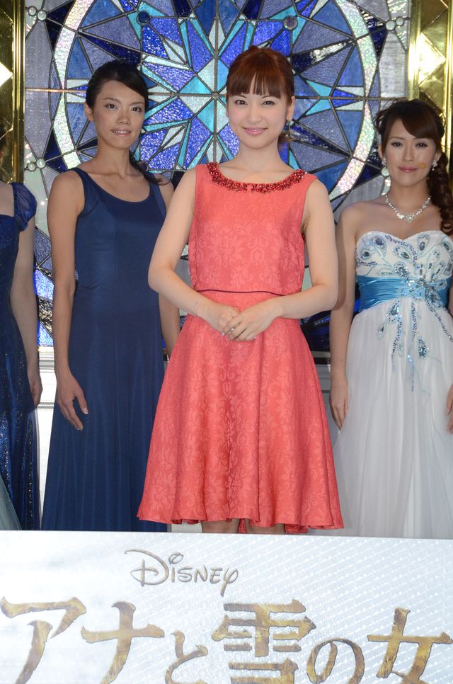 神田沙也加が満面の笑みで踊る！フォトギャラリー（8枚目）