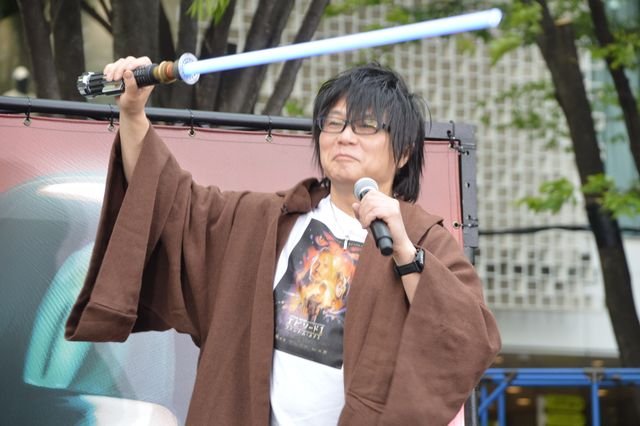 「スター・ウォーズの日」マンダロリアン＆ダース・ベイダーも登場！みなとみらいでファン約3,000人が祝福（3枚目）