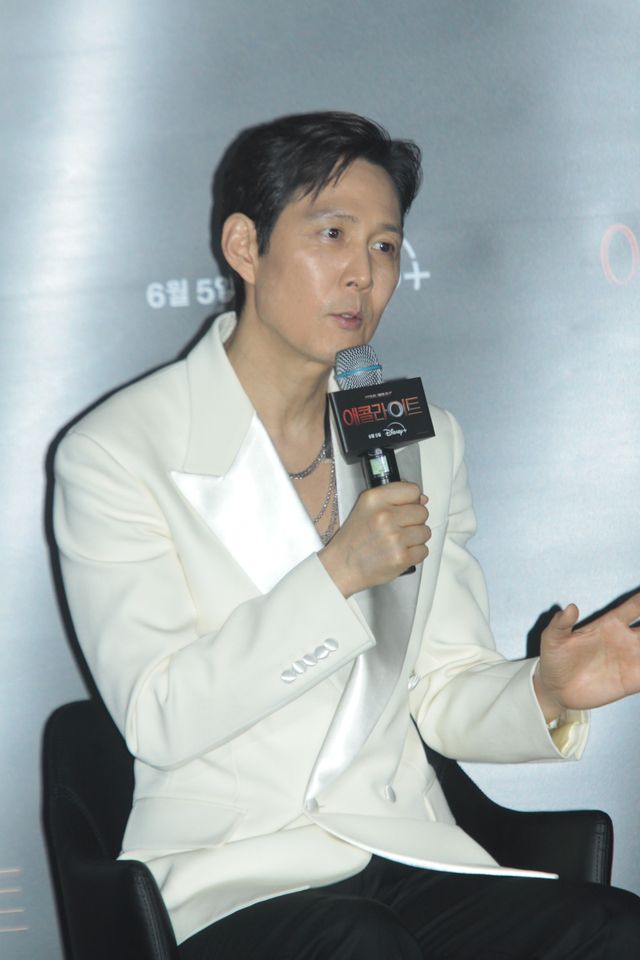 イ・ジョンジェの反則級な笑顔！「スター・ウォーズ：アコライト」韓国記者会見（10枚目）