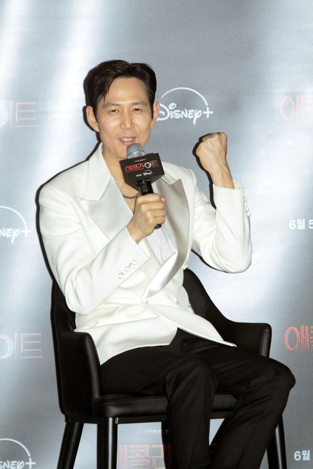 イ・ジョンジェの反則級な笑顔！「スター・ウォーズ：アコライト」韓国記者会見（12枚目）