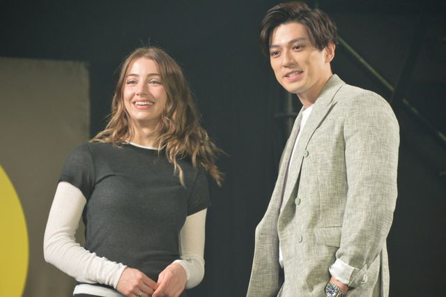 「ONE PIECE」ナミ役エミリー・ラッド、麦わら帽子姿もかわいい！「大阪コミコン2025」セレブステージ（11枚目）