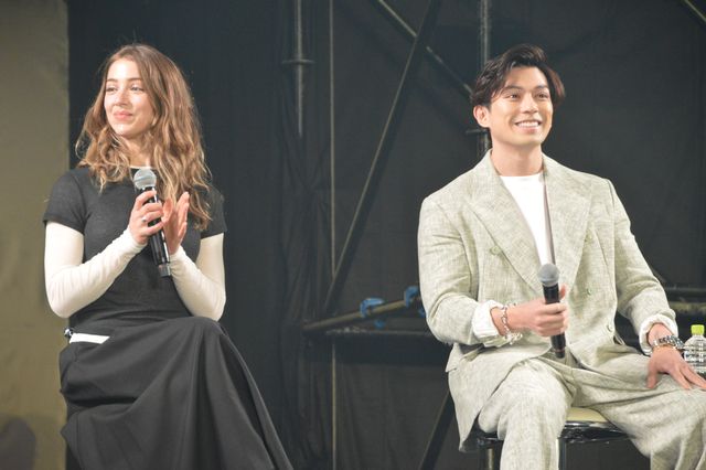 「ONE PIECE」ナミ役エミリー・ラッド、麦わら帽子姿もかわいい！「大阪コミコン2025」セレブステージ（15枚目）