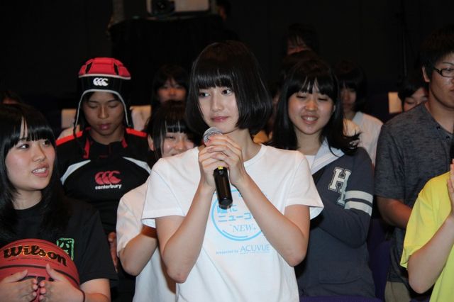 橋本愛、クールに見えて実は天然少女？　中学生時代のバトミントンエピソード会場爆笑！　画像ギャラリー（4枚目）