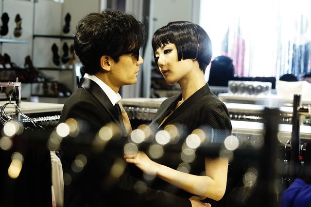 R15+の問題作『ばるぼら』劇中カット　ムネーモシュネーも！（6枚目）