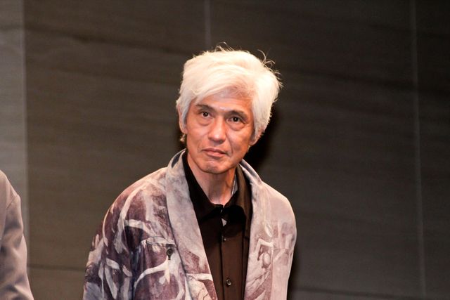 Aぇ! group佐野晶哉、平泉成らベテランに囲まれ笑顔！『明日を綴る写真館』舞台挨拶の様子（7枚目）