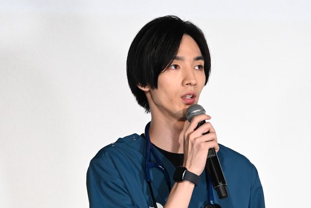 松本潤、小芝風花、新田真剣佑ら登壇！日曜劇場「19番目のカルテ」スペシャル舞台挨拶（4枚目）