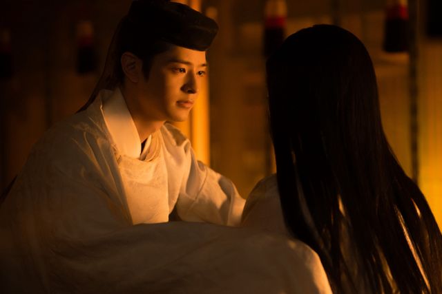 この美しさは永遠…一条天皇＆定子「光る君へ」第28回場面写真：フォトギャラリー