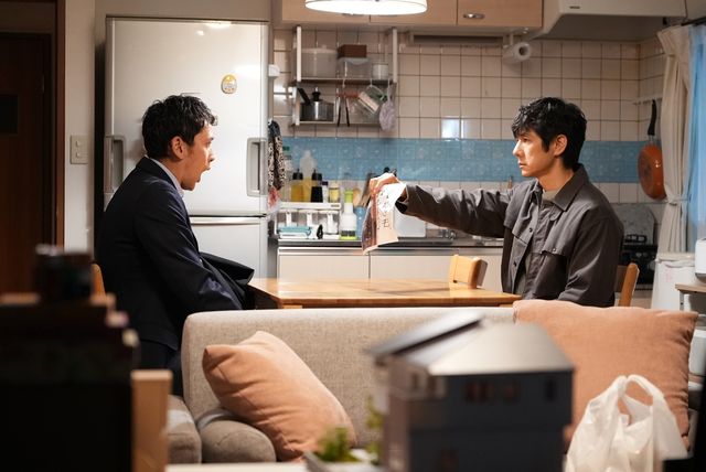 驚がくの表情を浮かべる林…「真犯人フラグ」第8話場面カット：フォトギャラリー