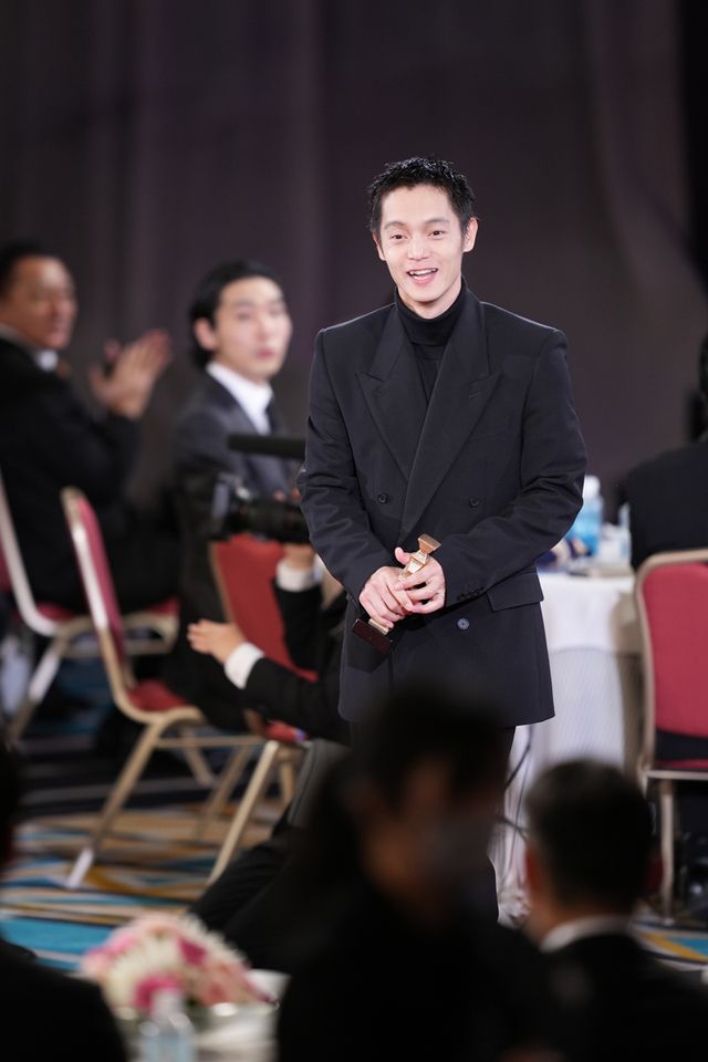 窪田正孝、最優秀助演男優賞にガッツポーズ！（5枚目）