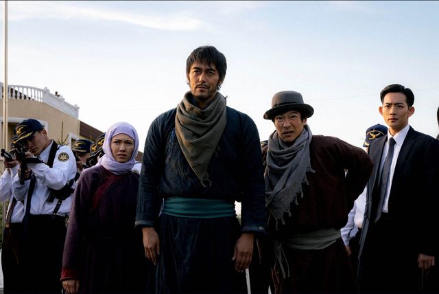 映画のようなスケール！日曜劇場「VIVANT」第一話場面写真（ネタバレあり）：フォトギャラリー