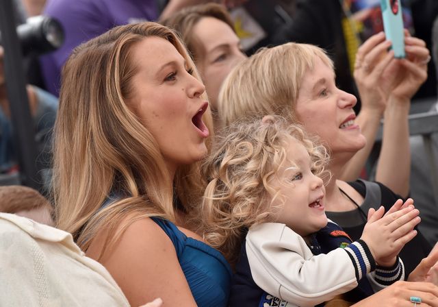 ブレイク・ライヴリー＆ライアン・レイノルズの娘たち（2枚目）