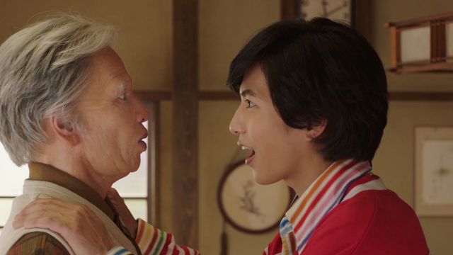 志尊淳、老けメイクでおじいちゃんに!?　CM「ライト！50年前のオレ」篇（10枚目）