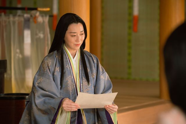 「光る君へ」元宝塚トップスター・凰稀かなめの聡明で美しい赤染衛門（2枚目）