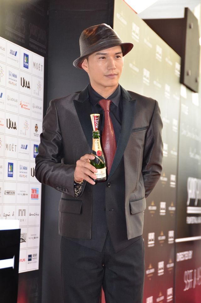 有村架純、キュートなワンピで登場！レッドカーペット＆アワードセレモニー写真ギャラリー（3枚目）