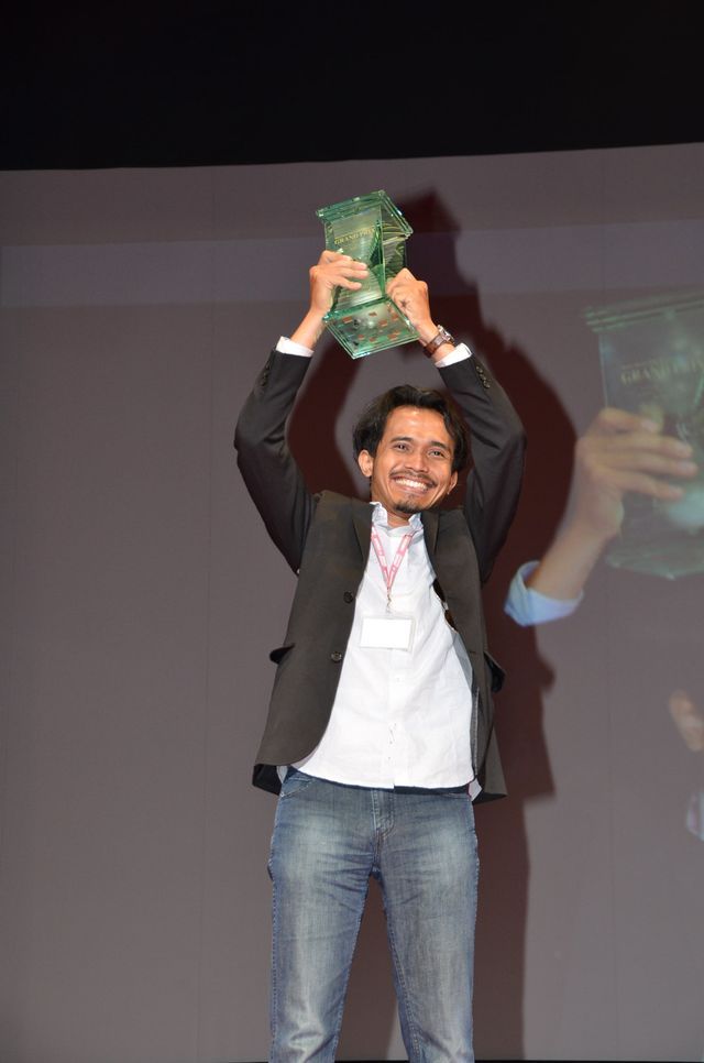 有村架純、キュートなワンピで登場！レッドカーペット＆アワードセレモニー写真ギャラリー（28枚目）