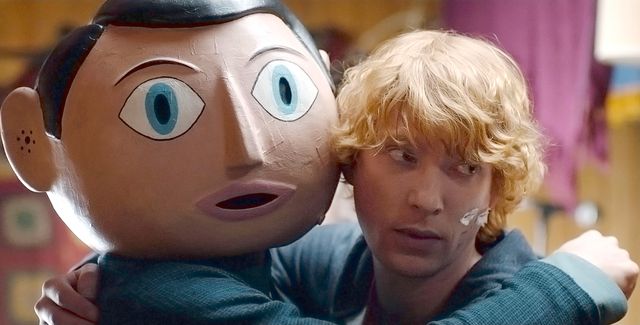 注:この人はマイケル・ファスベンダーです 映画『FRANK -フランク-』フォトギャラリー(10枚目)