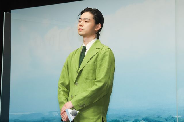 菅田将暉＆小松菜奈が共演を振り返る『糸』完成報告会：フォトギャラリー