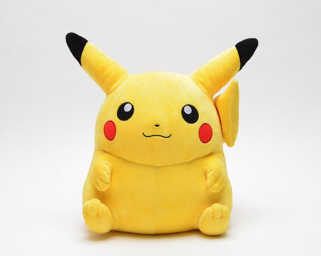 ピカチュウの耳がバッグからぴょこん!!等身大等重量 1/1スケールピカチュウフォトギャラリー（9枚目）