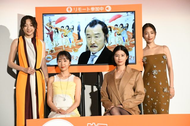 美しすぎる…木南晴夏＆佐久間由衣＆武田玲奈＆MEGUMI“母娘”集合！『映画　おいハンサム!!』初日舞台挨拶：フォトギャラリー