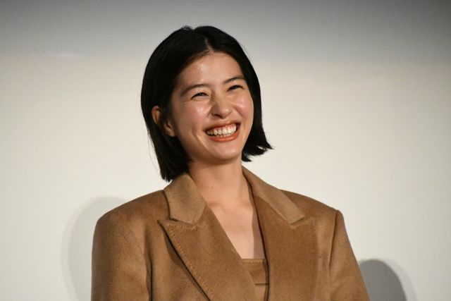 美しすぎる…木南晴夏＆佐久間由衣＆武田玲奈＆MEGUMI“母娘”集合！『映画　おいハンサム!!』初日舞台挨拶（4枚目）