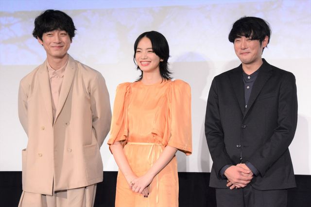 小松菜奈と坂口健太郎に「すごい美男美女」藤井道人監督、久々の再会（7枚目）