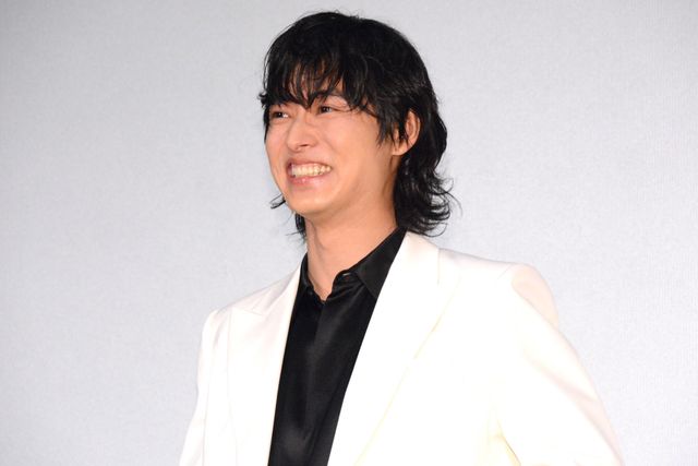 山崎賢人、初登壇の小栗旬＆佐久間由衣らと『キングダム　大将軍の帰還』初日舞台挨拶（6枚目）