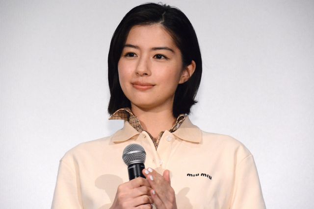 山崎賢人、初登壇の小栗旬＆佐久間由衣らと『キングダム　大将軍の帰還』初日舞台挨拶（15枚目）