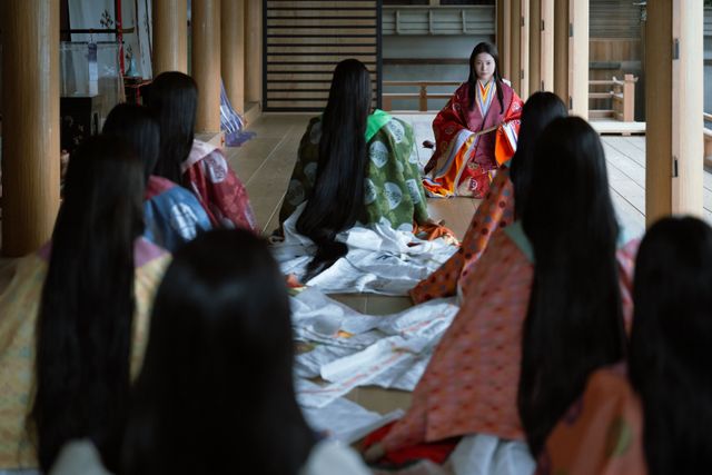 すでに怖い…彰子の女房たちがズラリ「光る君へ」第32回場面写真（7枚目）