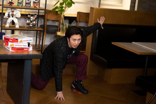 尾上松也がスパイダーマンポーズ！「#マベりまSHOW」収録の様子：フォトギャラリー