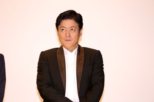 陣内孝則、監督作の完成披露に柳葉敏郎らと登場！映画『幸福のアリバイ～Picture～』完成披露舞台あいさつ ギャラリー：フォトギャラリー