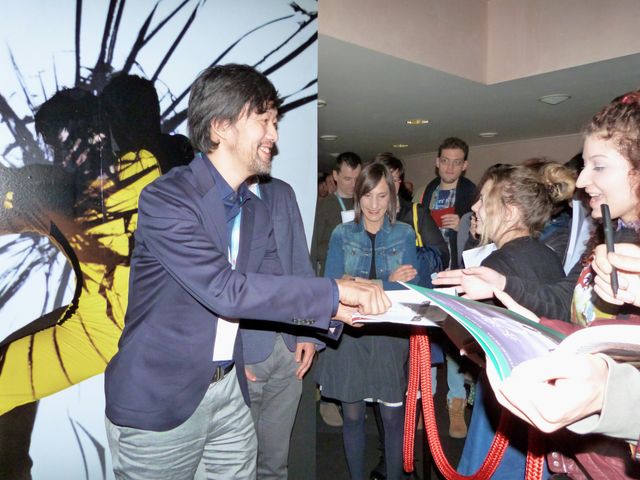 手に書いたイタリア語を読みながらあいさつした山崎貴監督！第17回ウディネ・ファーイースト映画祭『寄生獣』『寄生獣　完結編』“イッキ見上映”舞台あいさつ【フォトギャラリー】（3枚目）