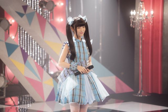 浜辺美波のアイドル姿が可愛すぎ！「賭ケグルイ season2」第2話（7枚目）