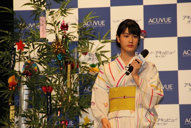橋本愛出席！「『アキュビュー』夏応援イベント」フォトギャラリー（4枚目）