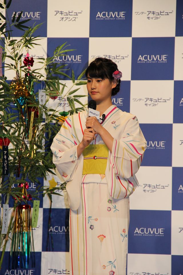 橋本愛出席！「『アキュビュー』夏応援イベント」フォトギャラリー（8枚目）