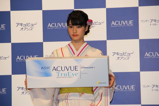 橋本愛出席！「『アキュビュー』夏応援イベント」フォトギャラリー（14枚目）