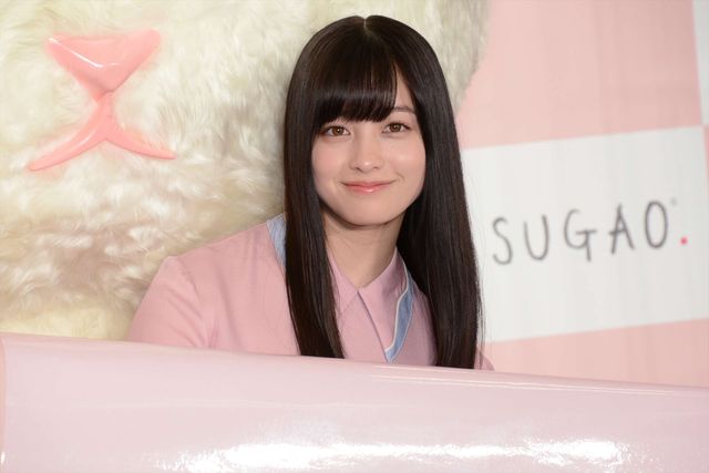 橋本環奈、ピンクの衣装がキュート！（12枚目）