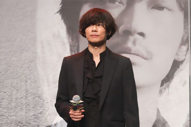 綾野剛、[Alexandros]の生ライブに笑顔！『ドクター・デスの遺産 -BLACK FILE-』プレミアイベント（10枚目）