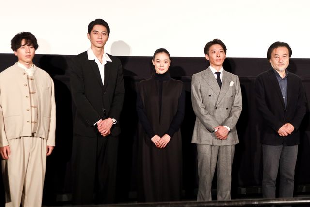 高橋一生は世界で一番うまい！『スパイの妻』黒沢清監督が絶賛（16枚目）