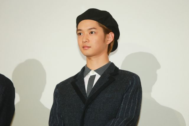 イケメン2人！吉沢亮＆千葉雄大に女性客「キャーーー！」『通学シリーズ　通学電車』初日舞台あいさつフォトギャラリー（10枚目）